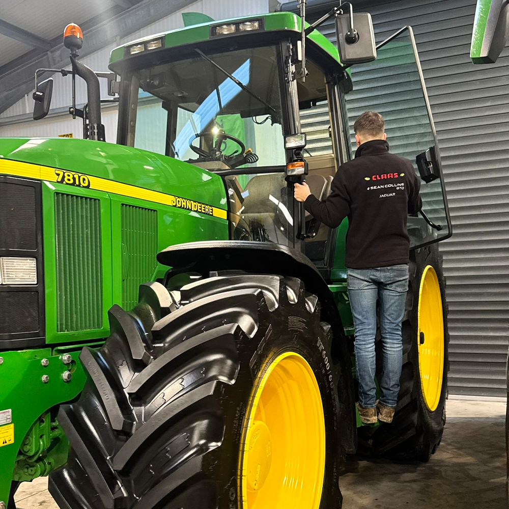 Sean Collins Agri Black Fleece